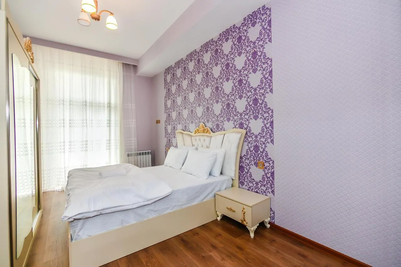 דירות באקו Lux Vip Tarqovi Center