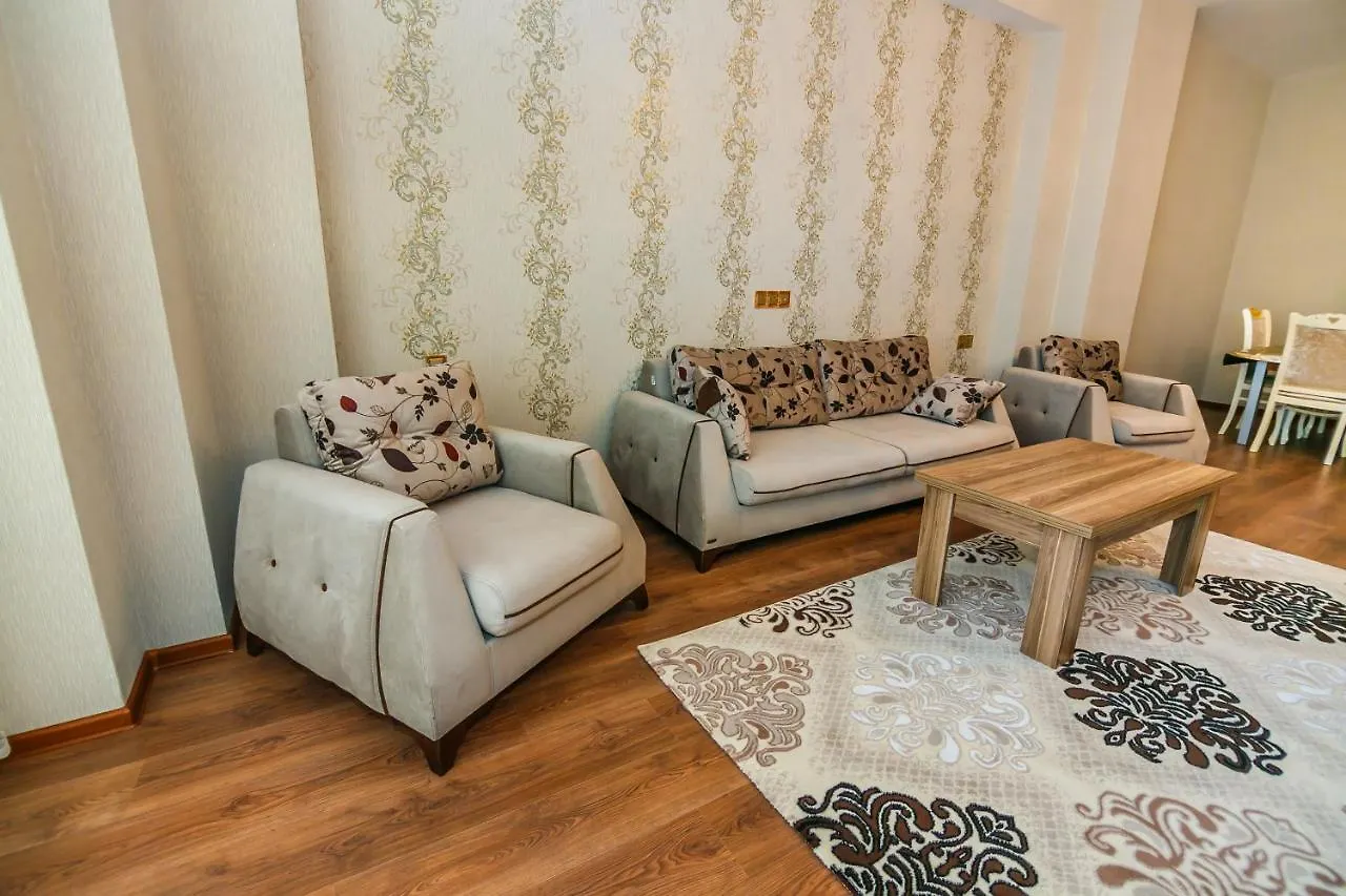 דירות באקו Lux Vip Tarqovi Center 0*,  אזרבייג'ן