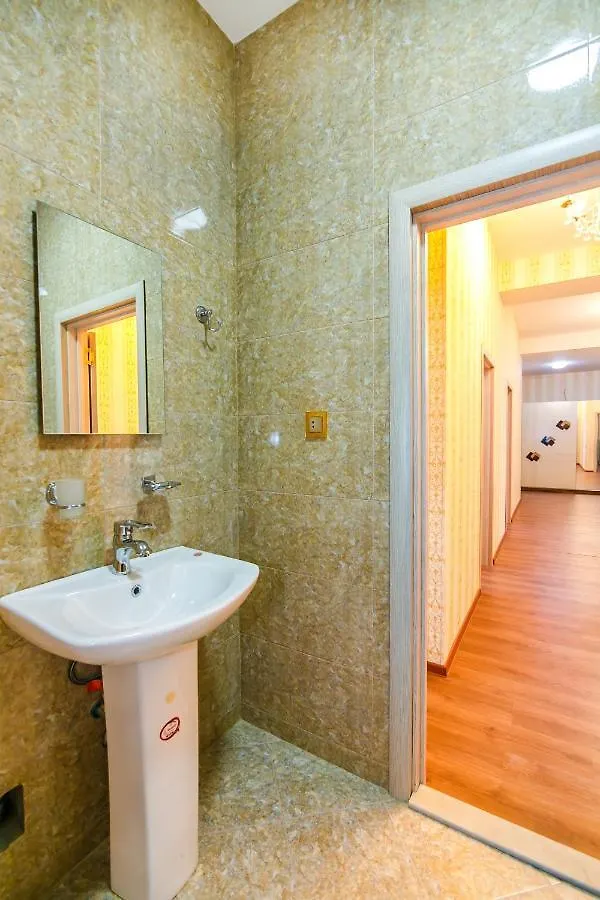 דירות באקו Lux Vip Tarqovi Center